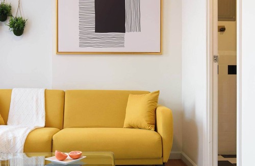 Ukrainian Village Apartamento | 11-4 Renovated 1br in East Village