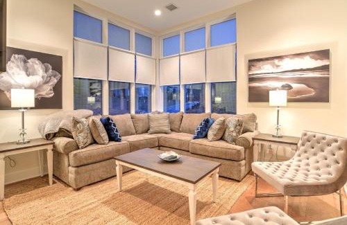 East End - Valley Street Casa | 11 Bauhaus Townhome