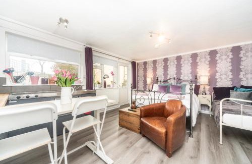Little Missenden Apartamento | 11 Boutique studio apartment perfect for peaceful getaway, secluded garden, quiet location