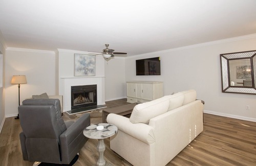 Pinehurst Condominio | 11 E Pinehurst Manor (Rented during 2024 US Open)