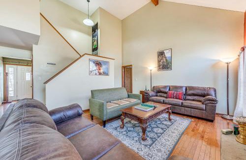 Tobyhanna Casa | 11 Mi to Camelback Resort Tobyhanna Home!