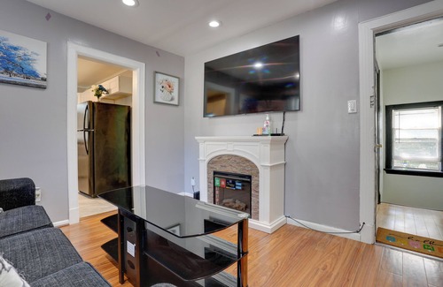 Teaneck Casa | 11 Mi to Manhattan: Pet-Friendly Duplex w/ Yard!
