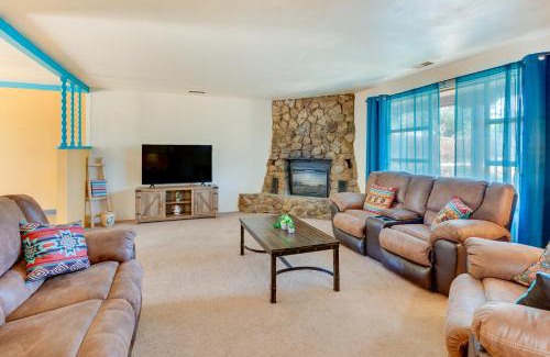 Arroyo Seco Casa | 11 Mi to Skiing Valdez Home with Mtn Views!