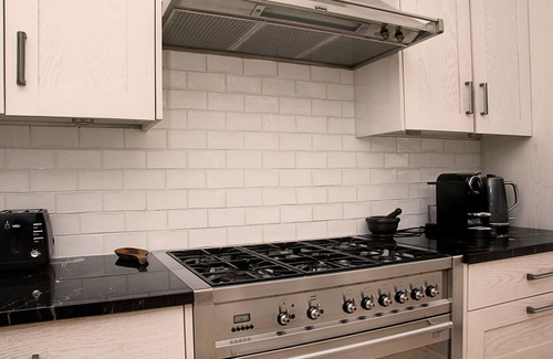 Earl's Court Apartamento | 1100 pies cuadrados Mansión de lujo en Earls Court