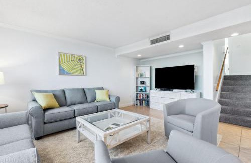 Fernandina Beach Casa | 1106 Beach Walker