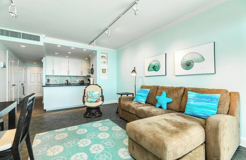 Galveston Condominio | 1107 Seashell Dreams Beachfront Escape