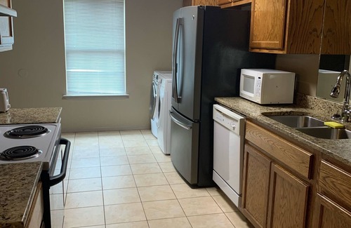 Russellville Casa | 1109 S. Boston Pl 3 dormitorios, 2 baños casa
