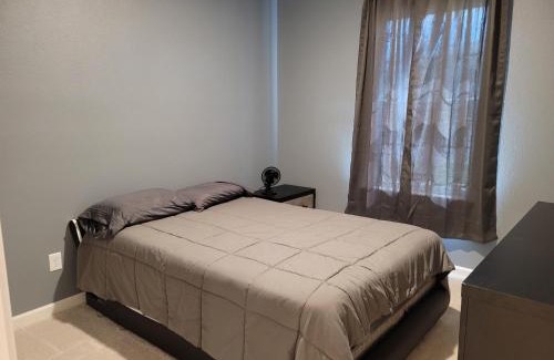 Kingsland Casa | 111 College