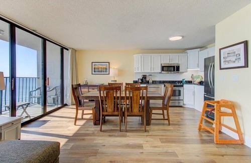 Wilmington Beach Condominio | 1110 Lake Lure By The Sea by Atlantic Towers
