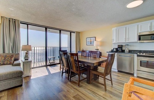 Wilmington Beach Condominio | 1110 Lake Lure By The Sea by Atlantic Towers