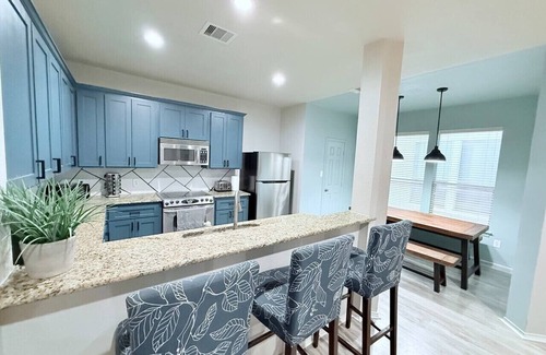 East Downtown Houston Apartamento | EaDo Townhome Pool Table By Convention & Stadiums