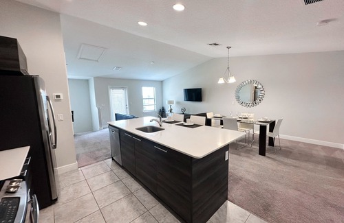 Haines City Casa | 111KB: 2 Bedroom Townhome in Balmoral Resort - Water Park, Pool, Game Room, Bar/Grille