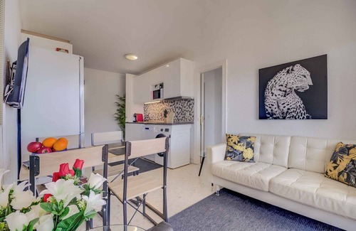Costa del Sol Apartamento | 113 - Apartamento en primera línea de playa con piscina en Fuengirola.