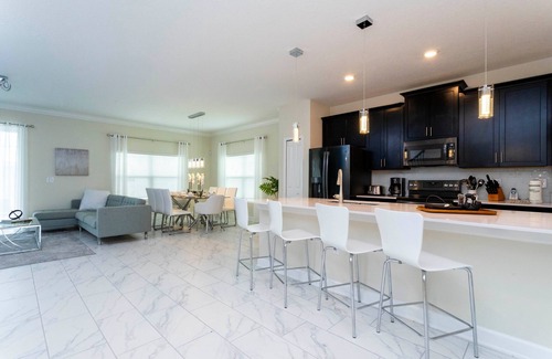 Davenport Villa | 1180 CD - Magical 5BR Townhome with Pool