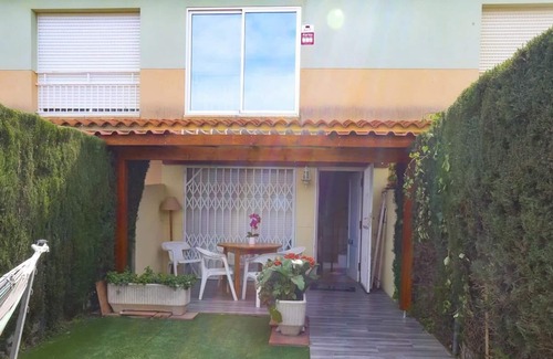 Cambrils Villa | 119-CASA DOMI- Casa individual con tres dormitorios