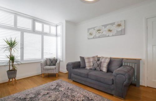 Porth Casa | 119 Henver Road