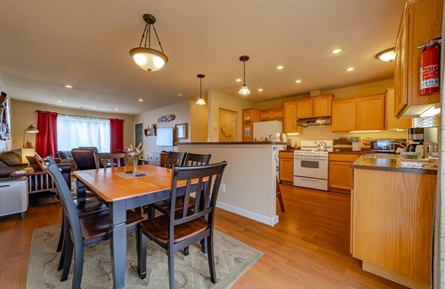 Orick Casa | 11A Roosevelt Elk Suite at the Meadow Site