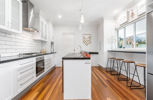 Byron Bay Apartamento | 11BR Big Space in the Heart of Byron Bay Sleeps 24