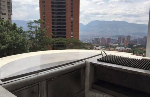 El Poblado Apartamento | 12 Bedrooms Luxury Poblado Penthouse Heated Pool Sauna Butler Security