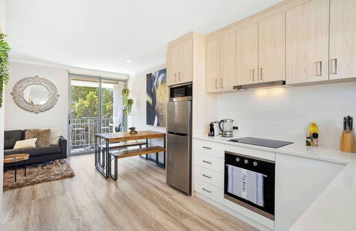 Scarborough Apartamento | 12 Calming Coral Beach 2BRM Apt parking sleeps 4