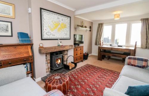Oban Casa | 12 Kenmore Cottages