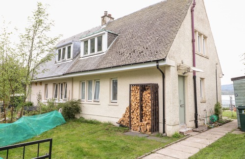 Oban Cabaña | 12 Kenmore Cottages