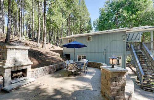 Pollock Pines Casa | 12 Mi to Apple Hill Family-Friendly Cabin Retreat