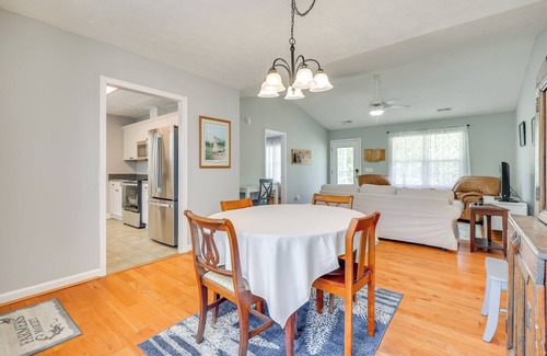 Boiling Spring Lakes Casa | 12 Mi to Beaches: Dog-Friendly Southport Getaway