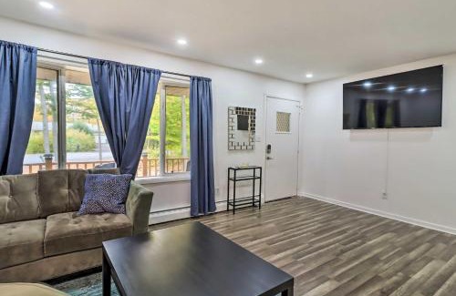 Tobyhanna Casa | 12 Mi to Camelback Ski Resort Home with Decks!