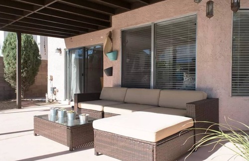 Summerlin Casa | Disfrute de una casa de invierno, un spa en la piscina, bien ubicado, a 15 minutos a desnudarse.