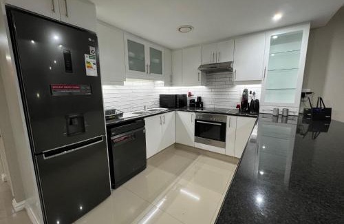 Umhlanga Ridge Apartamento | 12 Palm Boulevard Apt, 402 by Where To Go