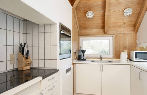Haurvig Casa | 12 person holiday home in Hvide Sande