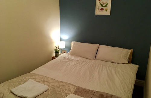 Riverside Apartamento | ** Crash Pad de 12 personas Super-Central Stag / Hen / Group City Center **
