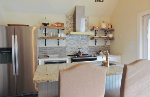 Green Hills Casa | 12 South Private Cozy Guesthouse