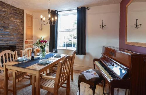 Caernarfon Casa | 12 Victoria Terrace