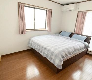 Katsushika Apartamento | 120平米 5BR House, Near Ueno and Asakusa, Parking 2间浴室5室1厅 FlowerTea Hotel