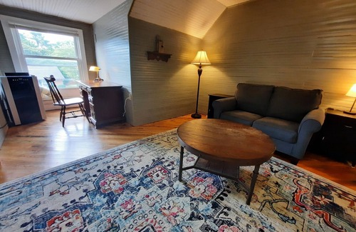 Mount Airy Casa | 120 year old home located in the heart of Mayberry and the Yadkin Wine Valley