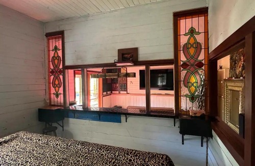 South Lismore Casa | 120yr old house by the river