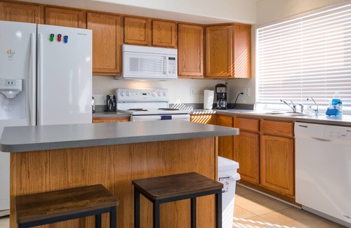 Goodyear Casa | 1216 Goodyear
