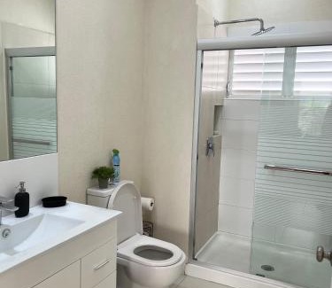 St. Lawrence Gap Apartamento | 123 Harmony Hall Green