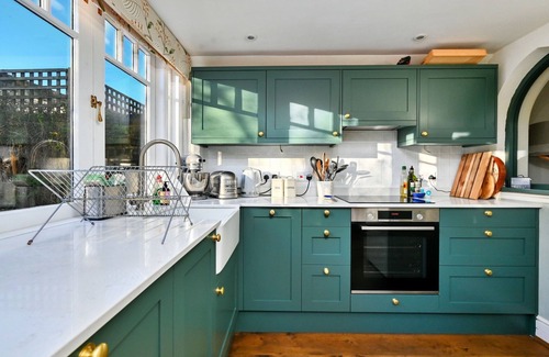 Lewes Casa | 123, High Street by Interhome