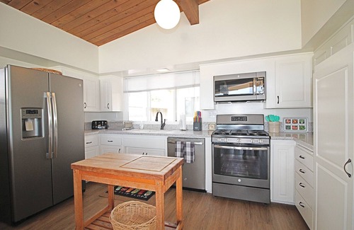 Oxnard Shores Casa | 1235C Mandalay Shores Oceanfront Retreat