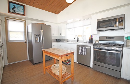 Oxnard Shores Casa | 1235C Mandalay Shores Oceanfront Retreat