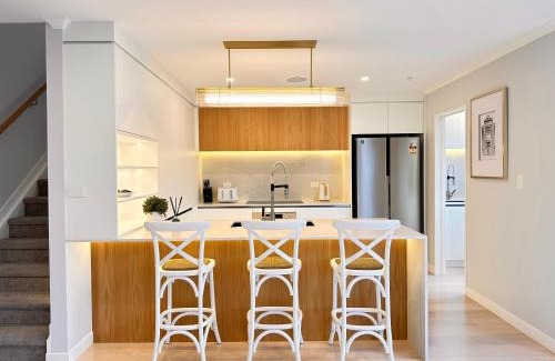 Auckland Casa | 123B Forresthill Rd