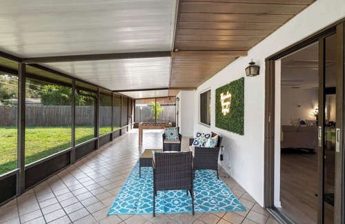 Lakeland Casa | 1244 3BR/2BA Lakefront Oasis Medical Center