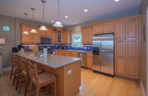 Saint Helena Island Casa | 125 Ocean Creek Blvd