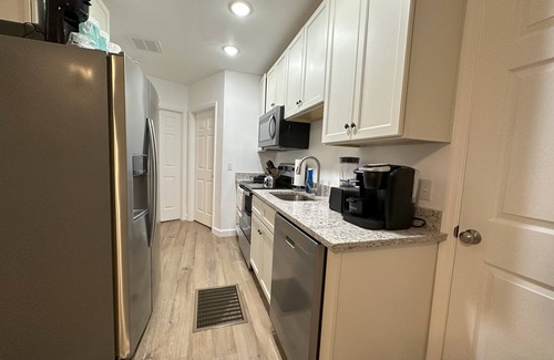 Tallahassee Casa | 126-House (10BR): a renovated duplex near FSU