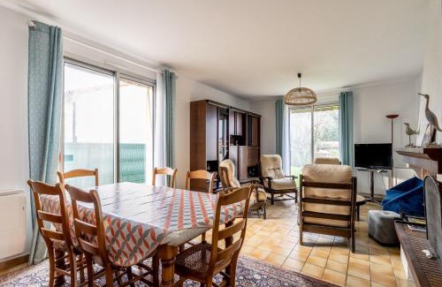 Pornic Villa | 128-Aux beaux volumes, proche plage