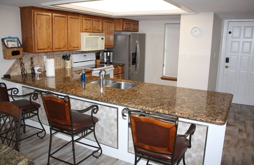 South Padre Island Condominio | Penthouse en el piso 12 frente a la playa, balcón grande, vistas increíbles, 3 piscinas, tenis