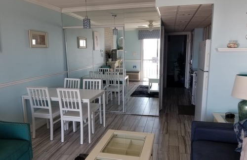 Ocean City Condominio | CONDO DIRECTO RENOVADO FRENTE AL MAR EN EL CENTRO DE BOARDWALK